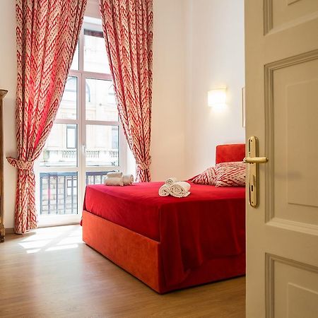 Prestigious Apartment Via Barberini Roma Exterior foto