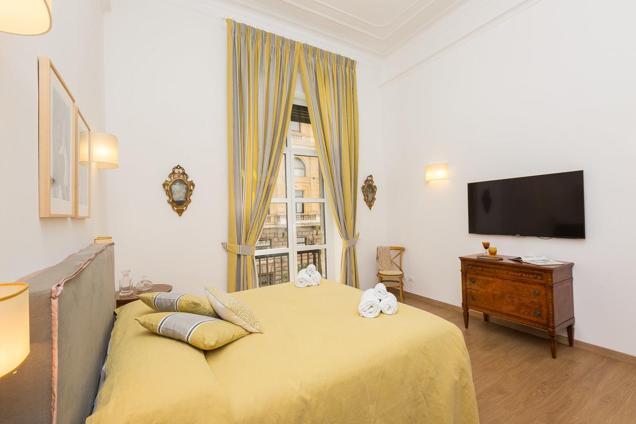 Prestigious Apartment Via Barberini Roma Exterior foto